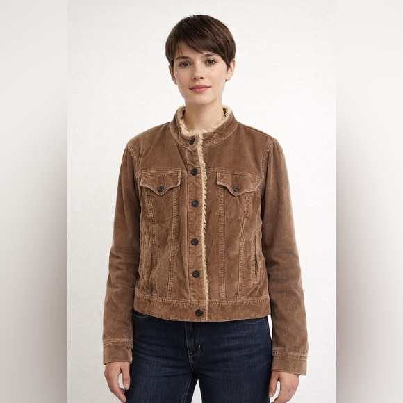 GAP Jackets & Blazers - GAP Brown Sherpa lined jacket